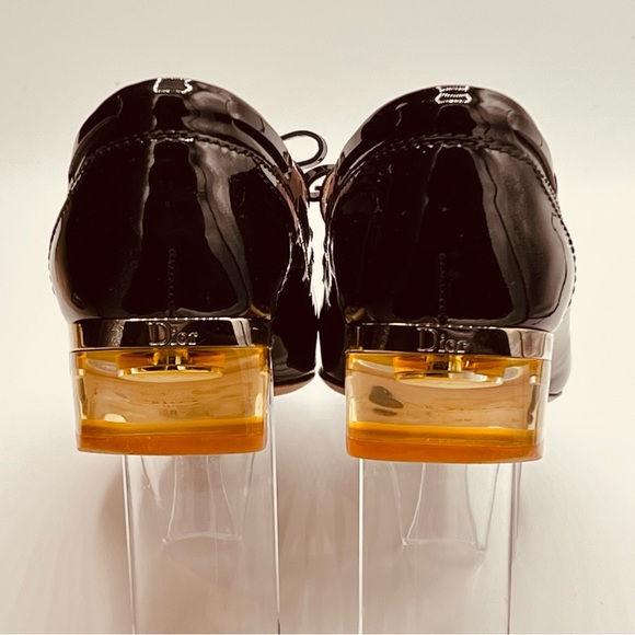 CHRISTIAN DIOR Black Patent Leather, Lucite Heel Loafer Size 36 9” Long 3” Wide - Picture 4 of 8